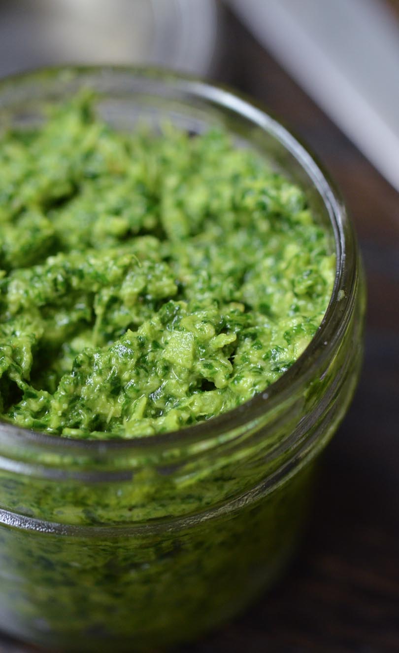 Kale Pesto (an easy, delicious, versatile recipe for your ...